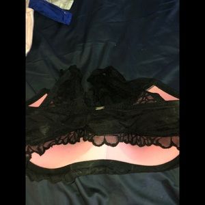 Victoria secret bra no straps connected